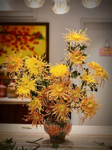 Master the Art of Ancient Chrysanthemums: Stunning Floral Tips for a Long-Lasting Lunar New Year-7