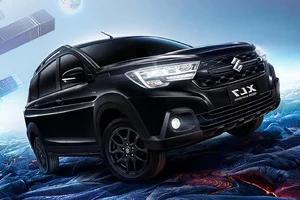 New Suzuki XL7 Hybrid Black Edition 2026: A Sleek and Efficient 7-Seater MPV for Modern Family Adventures-4
