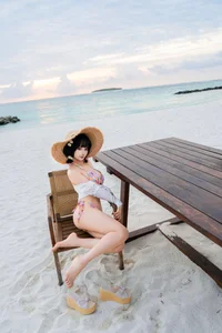 Pure Coastal Beauty with Coser Chunmomo Selfie Series-1