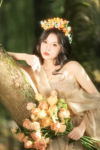 Elegant Portrait Photography Collection: YiTuYu Art Language Vol.9338 featuring Model Xiao Zi – Artistic Light and Shadow Study for Visual Inspiration-15