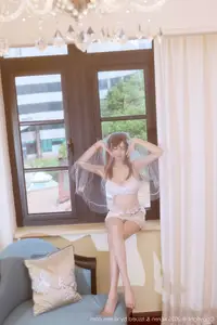 XiuRen No.10775 Zoe You You: Alluring Charm in Delicate White Lace & Veil-29