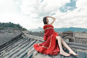 YiTuYu Art Language Vol.8781: Xiao Lin – Enchanting Traditional Beauty-11