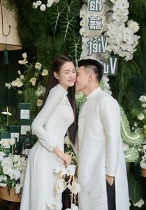 View Do Thi Ha: Miss Vietnam's Beauty Elevates, Exuding Elegant Charm-12