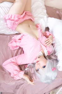 Soft Morning Glow: Aesthetic Sagiri Izumi Pajama Cosplay by Shi San Bu Shi Shi W-2