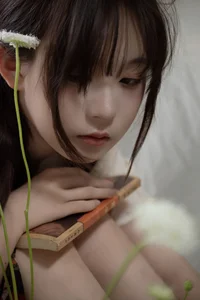 Vintage Muse in YiTuYu Art Language Vol.8964 741: A Poetic Dream-1