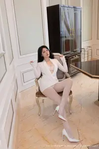 XiuRen No.10773: An Ran Captivates in Elegant White Attire-7