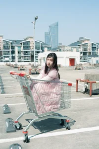 Dreamy Rooftop Aesthetic Photography: YiTuYu Art Language Vol.9298 Featuring Fen Se Shao Nu’s Urban Poetic Visual Series-15