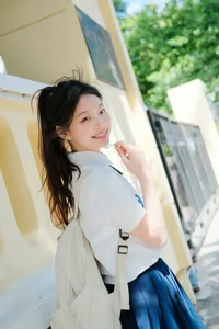 Artistic Portrait Photography: Elegant Side Profile Aesthetics in YiTuYu Art Language Vol.9333 featuring Model Ai Pai Ce Lian De Xiao Xiang-8