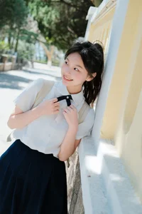 Artistic Portrait Photography: Elegant Side Profile Aesthetics in YiTuYu Art Language Vol.9333 featuring Model Ai Pai Ce Lian De Xiao Xiang-9