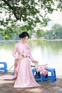 XVG No.10: The Beauty of Vietnamese Ao Dai - Graceful, Traditional, and Captivating.-4