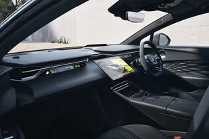 Lotus Eletre PHEV 939HP: The Ultimate Fusion of Power and Futuristic Design-1