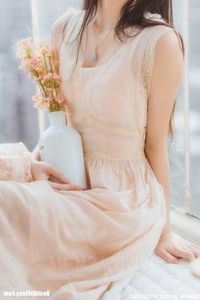MTYH Vol.226 Girl by the Window: Serene Beauty in Soft Morning Light-5