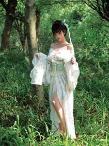 Elegant Outdoor Kimono Photography: Xiao Xin Yi Yi in YiTuYu Art Language Vol.9216 Aesthetic Portrait Collection-5