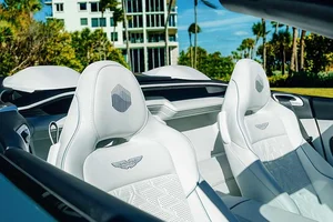 Exclusive One-of-a-Kind Aston Martin Vanquish Wave Edition: A Masterpiece of Bespoke Luxury and High-Performance Engineering for Charity-3