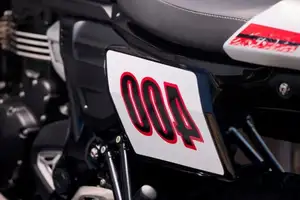 Triumph Tracker 400 2026 Flat-Track Icon Unveiled Experience Adventure at 202 Million VND with a Breathtaking Sunset-3