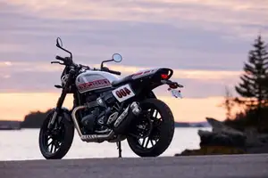 Triumph Tracker 400 2026 Flat-Track Icon Unveiled Experience Adventure at 202 Million VND with a Breathtaking Sunset-0
