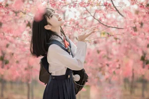 Elegant Asian Portrait Photography: Jian Xiao Cheng Vol.9389 – Serene Moments Under the Red Cherry Blossom Trees-20