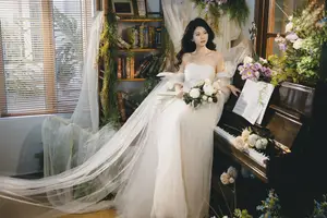 YiTuYu Art Language Vol.8775 Dan Dan: A Muse at the Piano - Melody of Pure Elegance-11