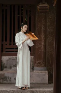 Timeless Elegance: The Traditional Vietnamese White Ao Dai Dress and Cultural Heritage Photography-4