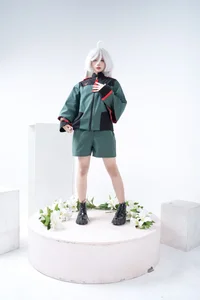 Stunning Miorine Rembran Cosplay by PoppaChan from Mobile Suit Gundam: The Witch from Mercury – High-Quality Anime Photography and Video Collection-2