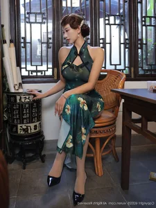 Timeless Oriental Grace: Jin Yun Xi Yuki in Elegant Modern Cheongsam-13