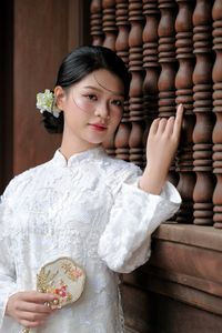 Elegant Vietnamese Woman Portrait Traditional Dress Ancient Architecture-19