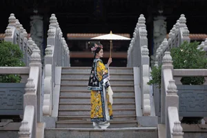 Timeless Elegance in YiTuYu Vol.8895 featuring Re Mei Shi Xiao Guai-17