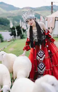 Ethnic Woman in Vibrant Traditional Attire 1000024497-14