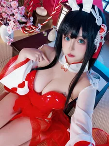 Stunning Azur Lane Oyama Bunny Girl Cosplay by Ri Nai Jiao: Exclusive 47P High-Definition Image Collection for Anime and Gaming Fans-18
