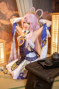PoppaChan's Enchanting Fu Xuan Cosplay: Exquisite Details and Captivating Allure-4