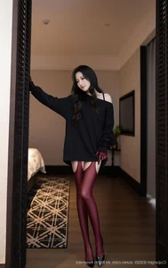 Sophisticated Allure of Yu Zi Jiang Fish in the Inspiring XiuRen No.10790 Collection-3