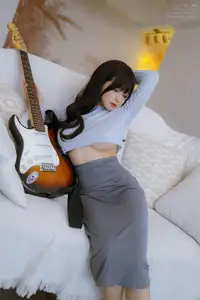 Coser Nyako: Discover the Alluring Guitar Girl Dress (72P - 1V)-17