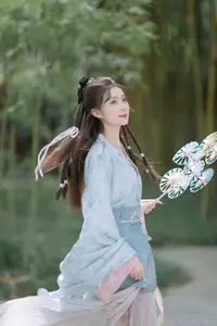 Discover Chu Yuan Yuan's Ethereal Beauty in YiTuYu Vol.8800 Collection-14