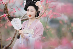 Elegant Artistic Portraiture: YiTuYu Art Language Vol.9120 CC Featuring Model Cc – Ethereal Photography Inspiration for Creative Digital Art Enthusiasts-4