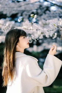 Spring Muse: Elegant Minimalism Amidst the Ethereal Cherry Blossom Bloom-1