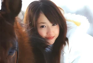 Erika Sawajiri’s Stunning Return: The Iconic Japanese Actress Makes a Highly Anticipated Comeback to the Spotlight and Cinema-1