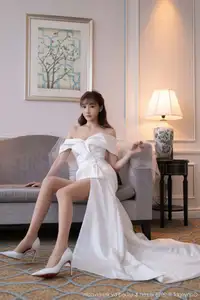 Lu Xuan Xuan (No.10535) Shines: XiuRen's Pristine Bridal Beauty-16
