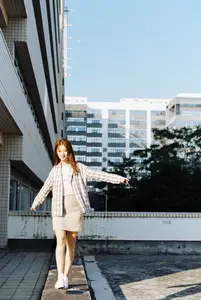 Discover Xiao Ming's Captivating Charm in YiTuYu Vol.8794: Natural Beauty Amidst Lush Greenery.-4