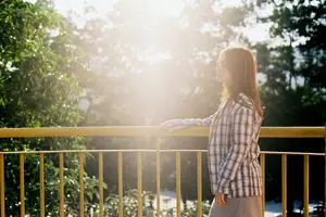 Discover Xiao Ming's Captivating Charm in YiTuYu Vol.8794: Natural Beauty Amidst Lush Greenery.-6