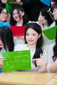 VGU No.164: VGU Student Showcases Pure Beauty in Traditional White Ao Dai-3