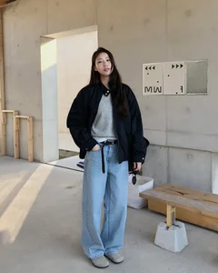 5 Chic Ways to Style Wide-Leg Jeans: Korean Fashion Trends and Outfit Inspiration for Women in 2026-5