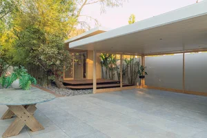 Modern Minimalist Glass and Wood Forest Retreat: A Serene One-Story Sanctuary for Slow Living and Nature Immersion-13
