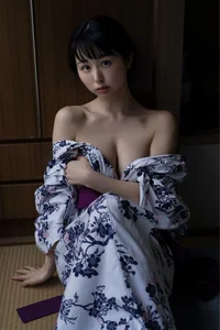 Elegant Japanese Model Kuriemi: Stunning Portrait Photography from the Flash Photobook Temptation Part 02 Collection-0