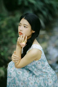 The Art of Summer: Long Xing Er’s Ethereal Portrait Series-1