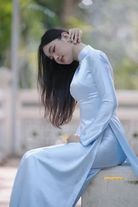 Elegant Turquoise Silk Ao Dai - Traditional Vietnamese Dress for Women (Product Code: a7dd42a8)-2
