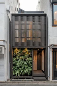 Modern Facade Sunshade Solutions: Elevating Aesthetic and Cooling Efficiency for Urban Homes-18