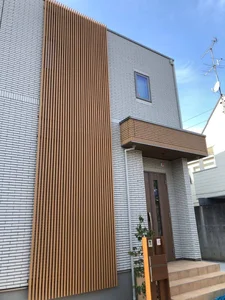 Modern Facade Sunshade Solutions: Elevating Aesthetic and Cooling Efficiency for Urban Homes-3