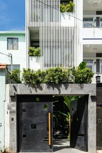Modern Facade Sunshade Solutions: Elevating Aesthetic and Cooling Efficiency for Urban Homes-0