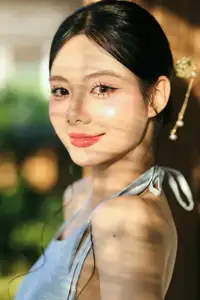 East Asian Grace: Girl in Modernized Attire and Exquisite Hair Ornament-1