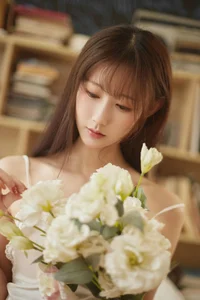 Elegant Japanese Style Nightgown Collection Featuring Model Hanyu Mimi – Aesthetic Indoor Photography and Cozy Loungewear Inspiration for a Soft Minimalist Lifestyle-20